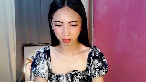 Sofia online show from 12.05.25