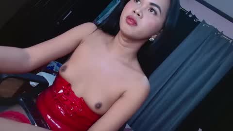 UrSweetBbGirl online show from 05.20.26