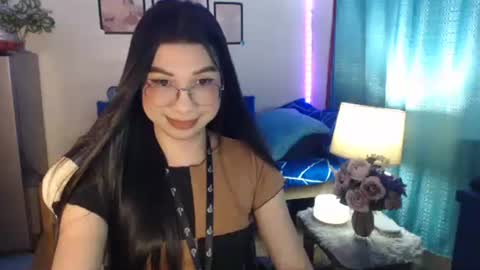 Ashley Kate Mateo Gray online show from 12.20.24