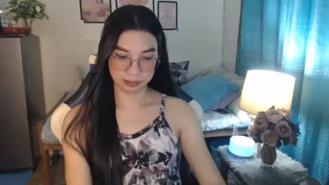 Ashley Kate Mateo Gray online show from 03.03.25