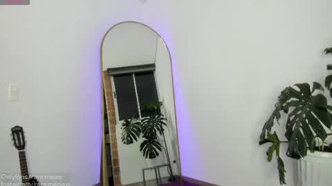 Snapshot of uryko_yor chatting on 06.14.26 online show from 06.14.26