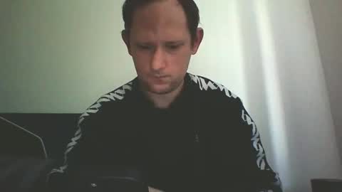 Snapshot of useme92431433 chatting on 12.02.24 sub 4 u online show from 12.02.24