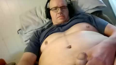 Snapshot of usstarr1 chatting on 10.17.25 usstarr1 online show from 10.17.25