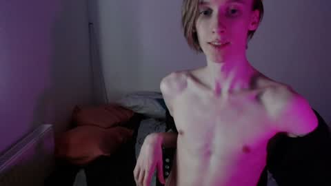 Snapshot of usuck364662 chatting on 01.24.25 Excuse me online show from 01.24.25