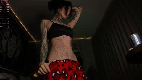 Snapshot of uwu_eva chatting on 02.09.26 Eva online show from 02.09.26