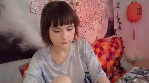Snapshot of uwujudyosas chatting on 06.18.26 Judy online show from 06.18.26