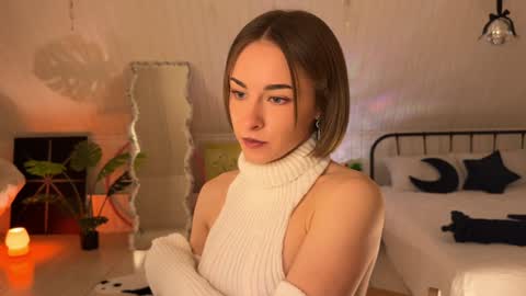 Anika On vacation online show from 11.25.25