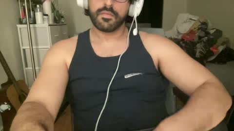 uzzykay128 online show from 06.15.26