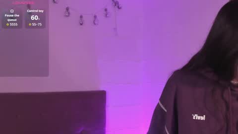 v1cky_ online show from 11.30.25