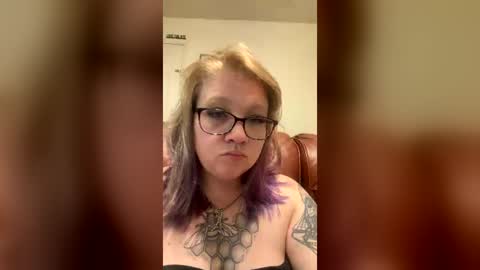 Snapshot of v3lm4 chatting on 07.18.26 v3lm4 online show from 07.18.26