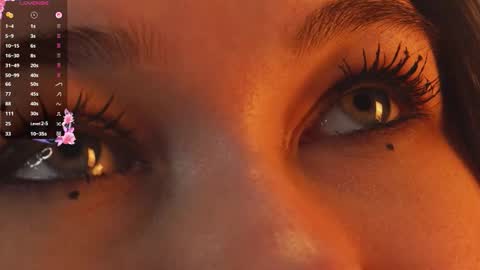 Snapshot of vacation_time chatting on 11.21.25 Di online show from 11.21.25