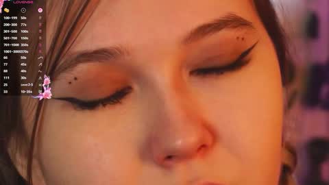 Snapshot of vacation_time chatting on 11.22.25 Di online show from 11.22.25