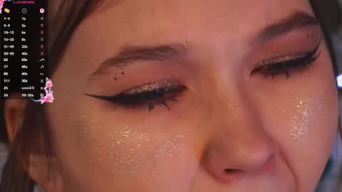 Snapshot of vacation_time chatting on 11.25.25 Di online show from 11.25.25