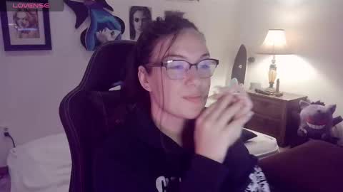 vagelicious online show from 10.06.25