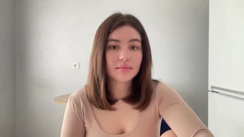 Snapshot of vaiee chatting on 09.14.25 Valery online show from 09.14.25