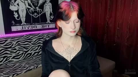 Snapshot of vailyreb chatting on 02.22.25 Marin online show from 02.22.25