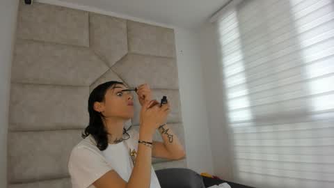 V A I O L E T T  S M I T H online show from 11.07.25