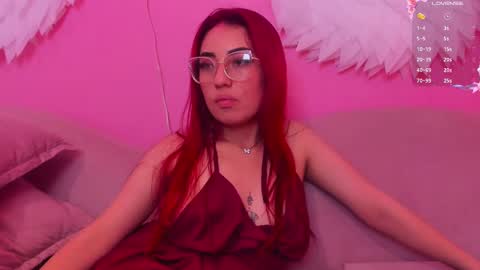 Snapshot of valcherry_ chatting on 02.12.25 Val online show from 02.12.25