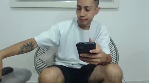 valen paul online show from 01.14.26