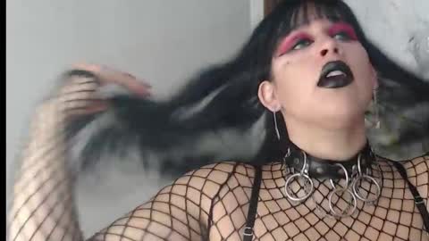 Snapshot of valen_ross7 chatting on 05.21.26 valen_ross7 online show from 05.21.26