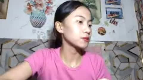Snapshot of valenciasumney chatting on 07.18.26 Camille online show from 07.18.26