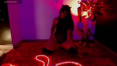 Valen online show from 01.17.25