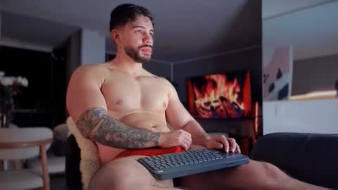 Snapshot of valenthinoking chatting on 02.27.26 valenthinoking online show from 02.27.26