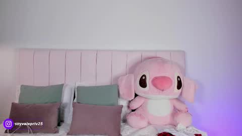 Snapshot of valentina69t chatting on 10.20.25 Valentina Torres online show from 10.20.25