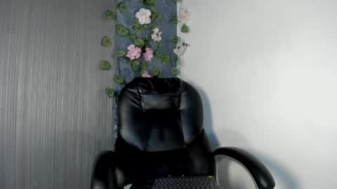 Valentina  Dolls online show from 04.15.26