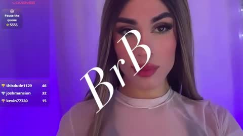 Snapshot of valentina_gaviria_ chatting on 12.15.24 VALENTINA GAVIRIA online show from 12.15.24