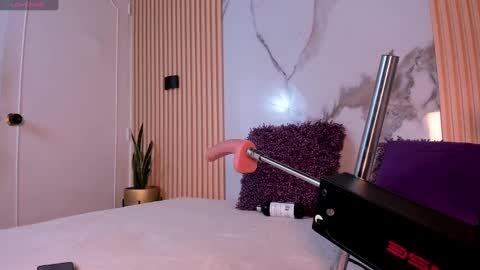 Snapshot of valentina_lux1 chatting on 02.08.25 Valentina online show from 02.08.25