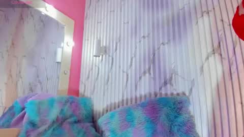 Snapshot of valentina_lux1 chatting on 11.30.25 Valentina online show from 11.30.25