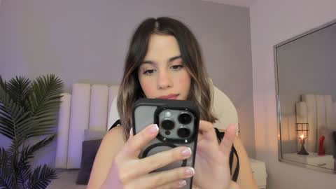 VALENTINA  online show from 01.15.25