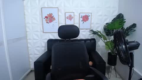 Valentina  online show from 03.08.25