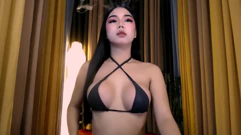 Snapshot of valentinadawson chatting on 04.10.26 valentinadawson online show from 04.10.26