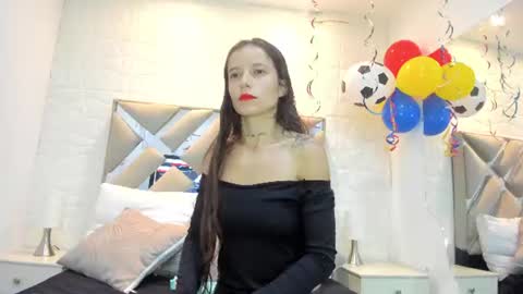 VALENTINA online show from 06.18.26