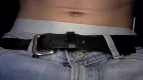 Snapshot of valentinaysamuel chatting on 03.23.26 Samuel online show from 03.23.26