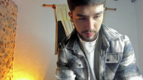 valentino online show from 12.29.24