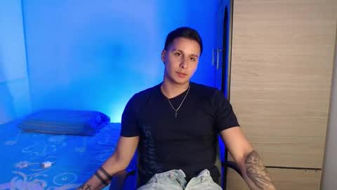 VALENTINO online show from 12.02.25