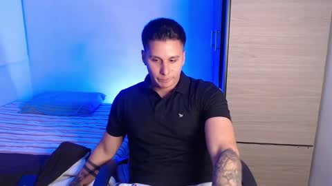 VALENTINO online show from 03.05.26