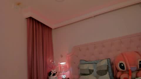 Snapshot of valentoro1 chatting on 05.01.26 Vale Toro online show from 05.01.26