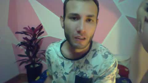 Valeri Cove online show from 01.22.25