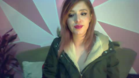 Valeri Cove online show from 01.30.25