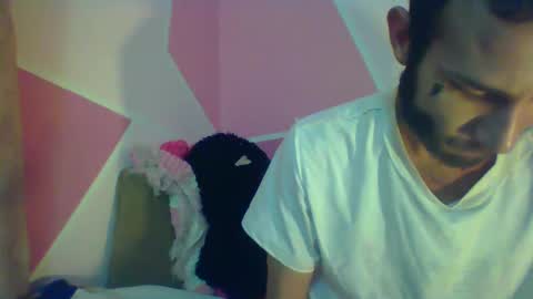 Valeri Cove online show from 02.14.25