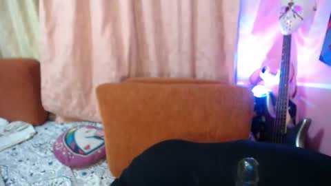 Valeri Cove online show from 09.23.25