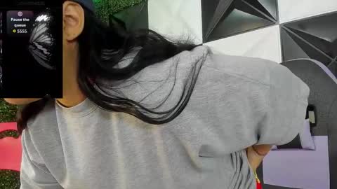 valeri_harpers4 online show from 03.18.26