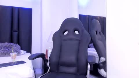 valeri_tafur online show from 02.12.25