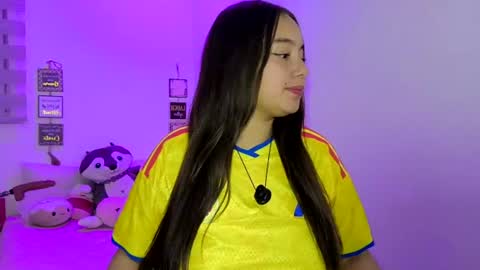 Snapshot of valeria_cherry chatting on 07.04.26 valeria online show from 07.04.26