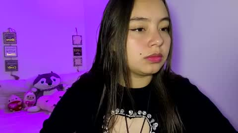 Snapshot of valeria_cherry chatting on 07.17.26 valeria online show from 07.17.26