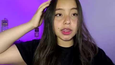 Snapshot of valeria_cherry chatting on 07.27.26 valeria online show from 07.27.26